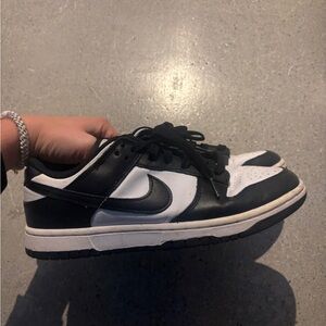 Nike Panda Dunks